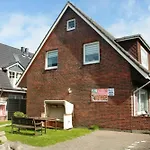 Stylish Apartment With Garden And Wifi On The Island Sylt, In Germany